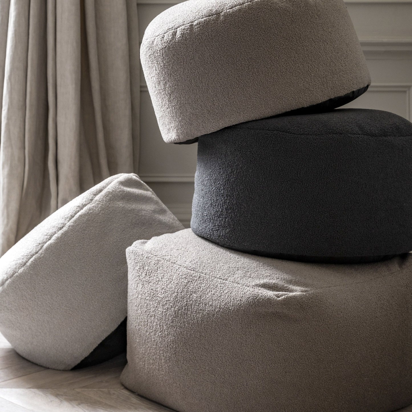 Boucle Pouffe - Square