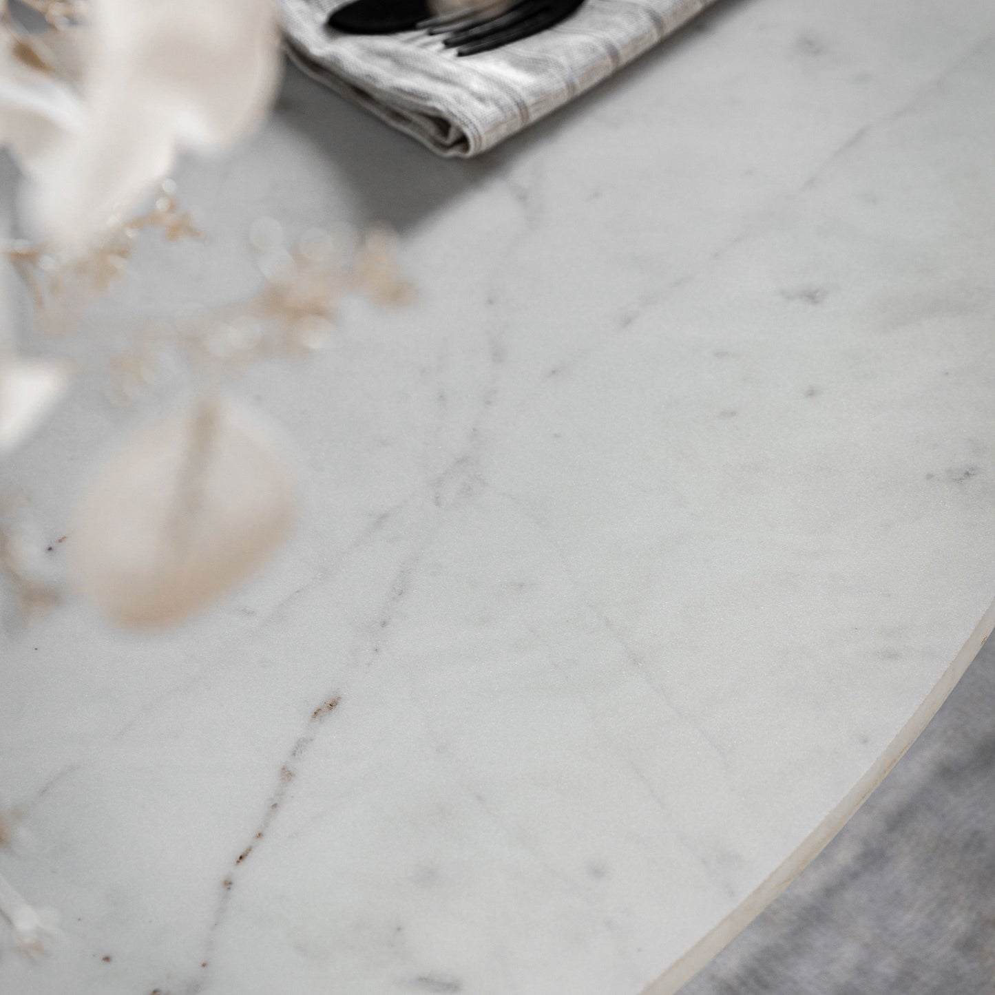 Marmo Round Dining Table