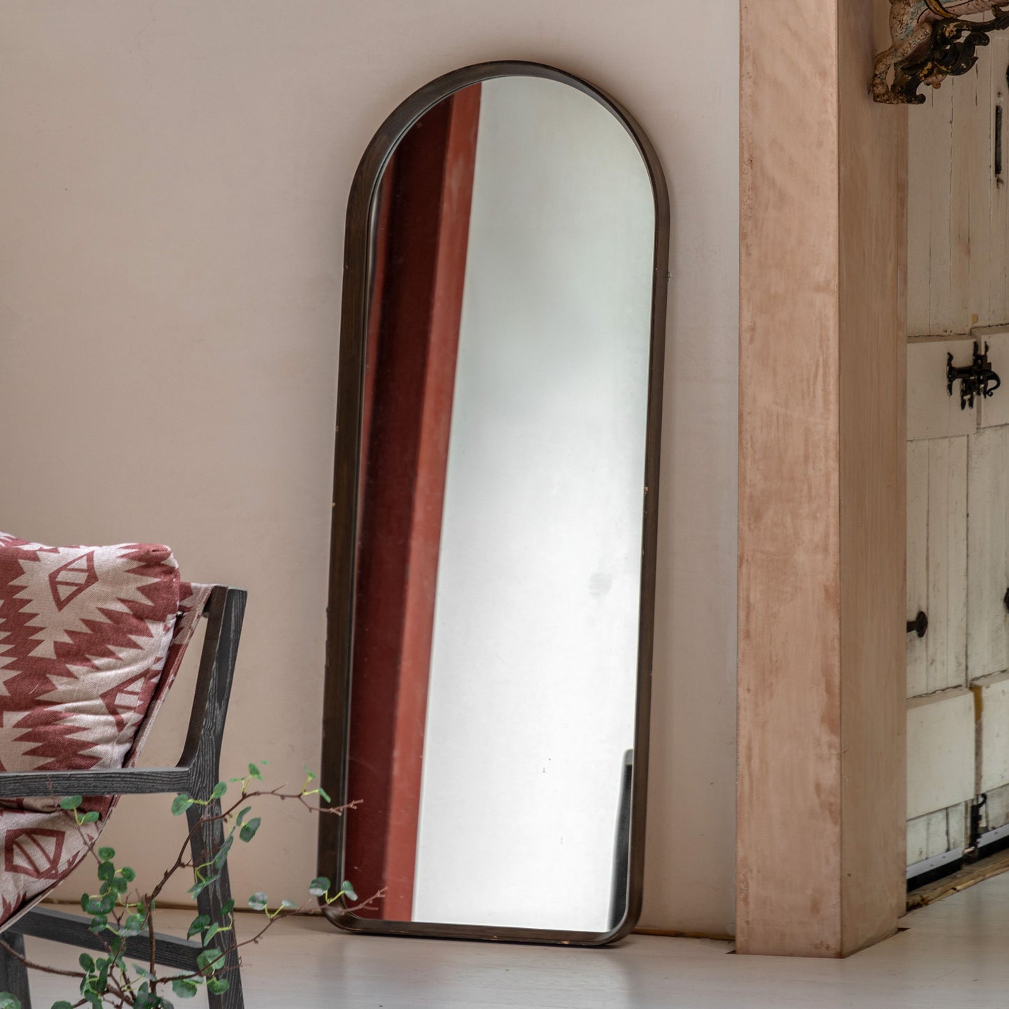 Helsinki Arch Leaner Mirror