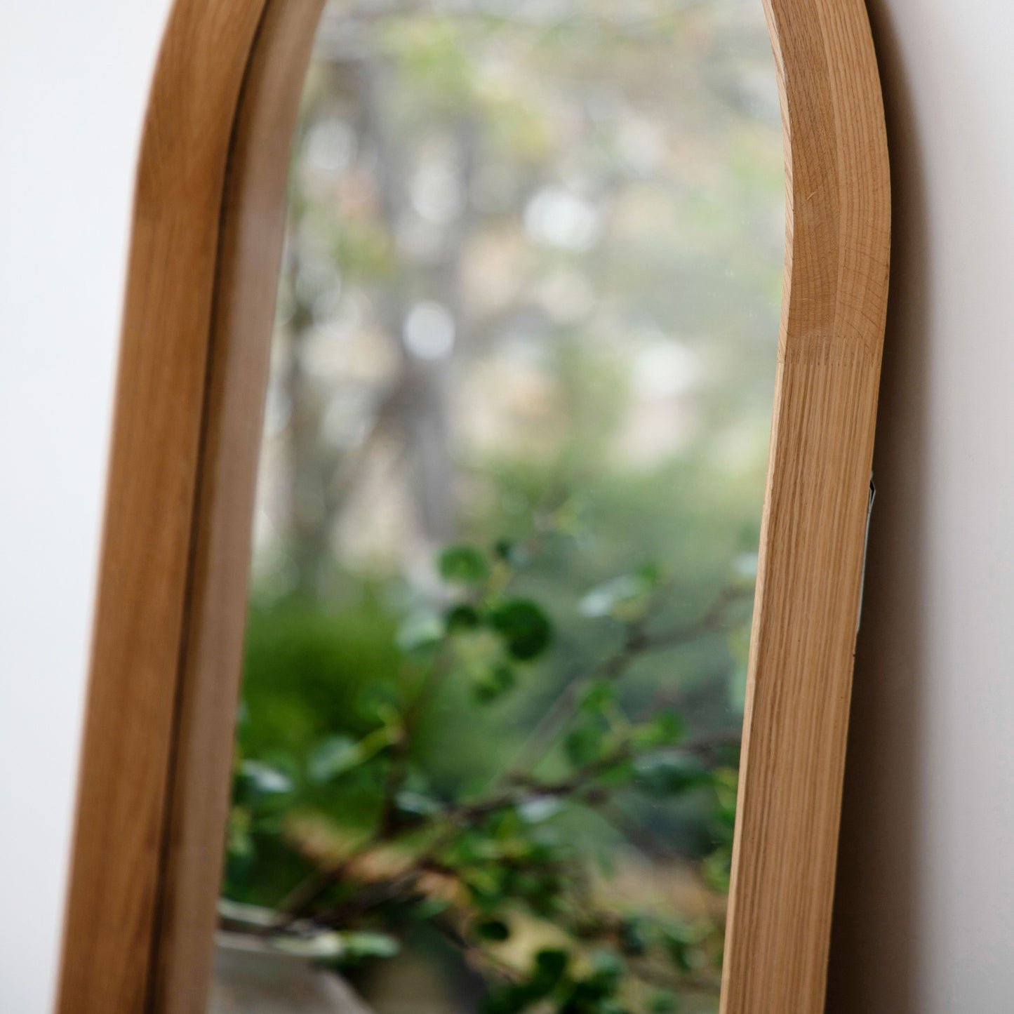 Helsinki Arch Leaner Mirror