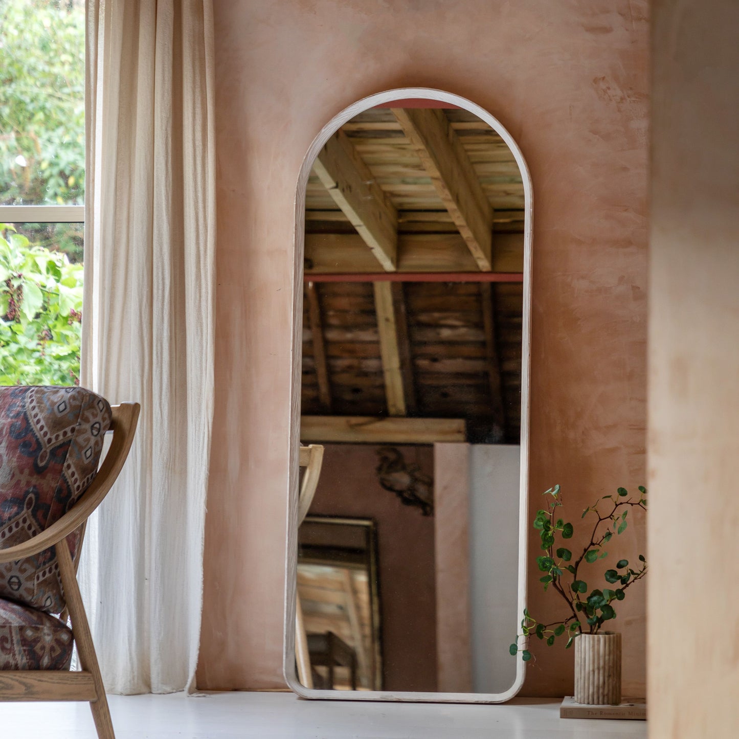 Helsinki Arch Leaner Mirror
