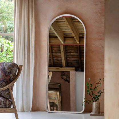 Helsinki Arch Leaner Mirror