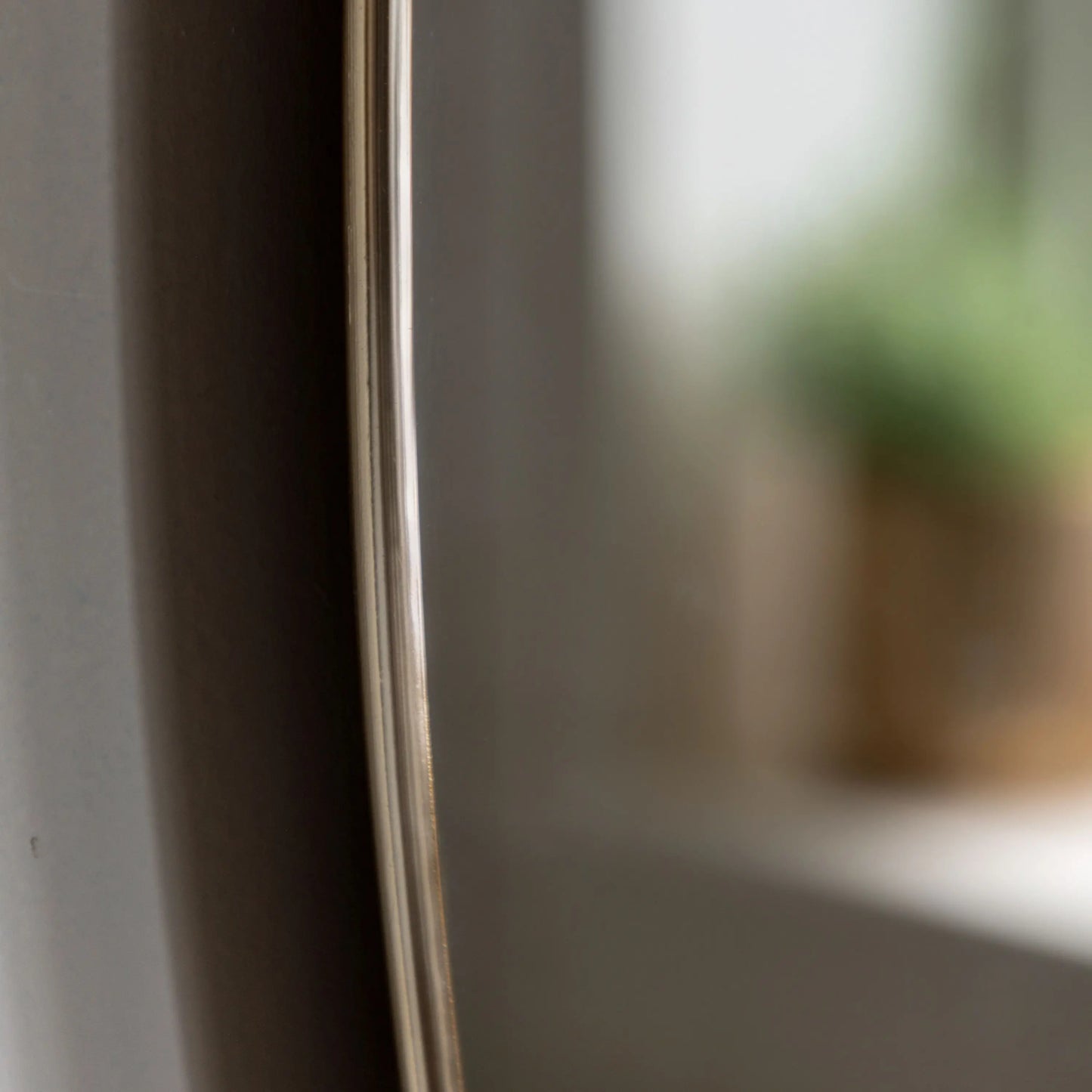Highline Pebble Mirror Brass